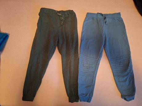 Balík teplaky 4ks, 122–134