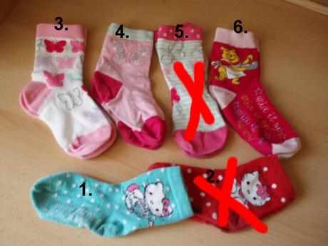 4 páry ponožiek, 28