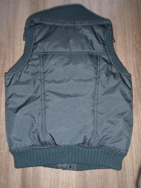 Prešívaná vesta, 158