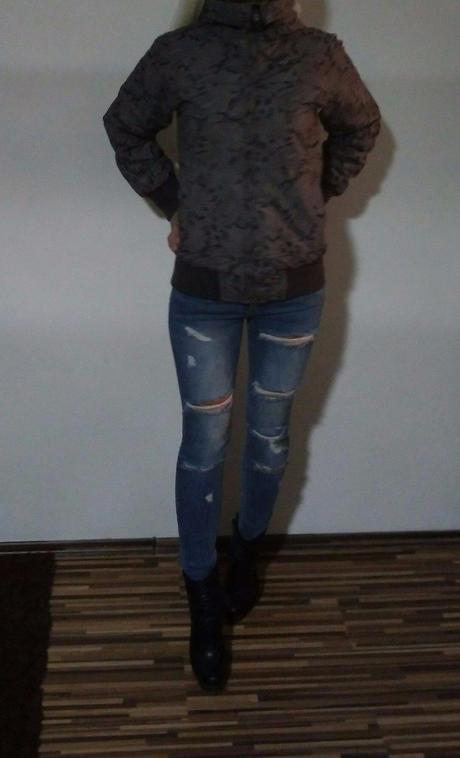 Vetrovka, authority,34