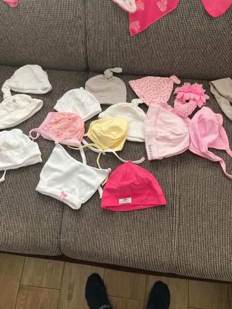 Mix čapičiek a ponožiek, 