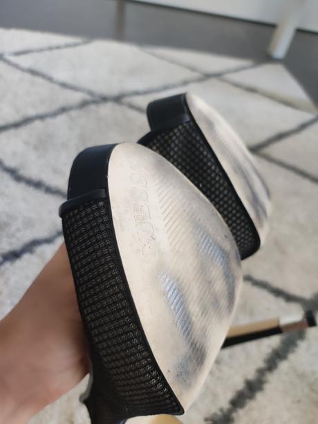 Krásne extravagantné lodičky guess, guess,38