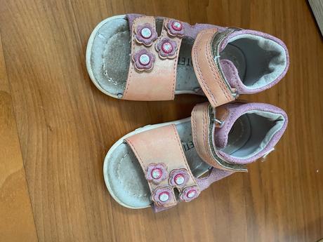 Dievčenské sandálky, protetika,21