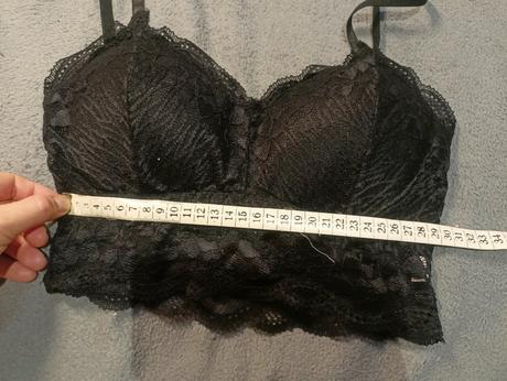 Dámska čierna podprsenka, <50