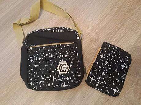 Taška plus kapsička,