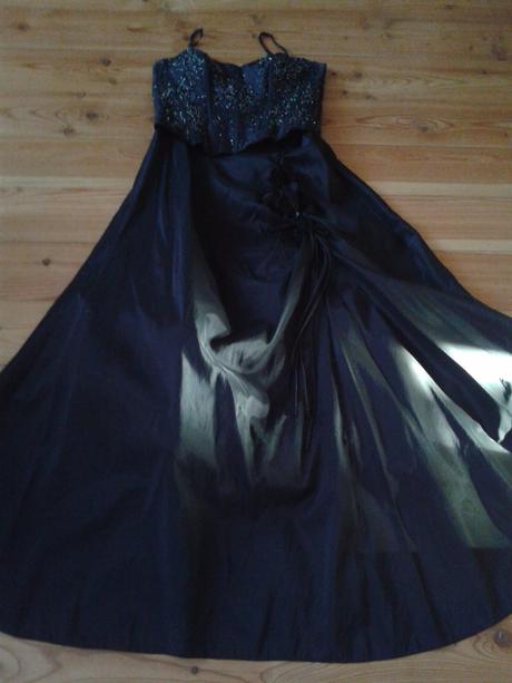 42 lissa paris plesove šaty - 50eur, xl