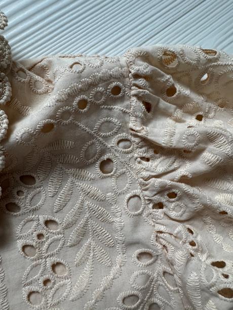 H&m - šaty s anglickou krajkou, h&m,s