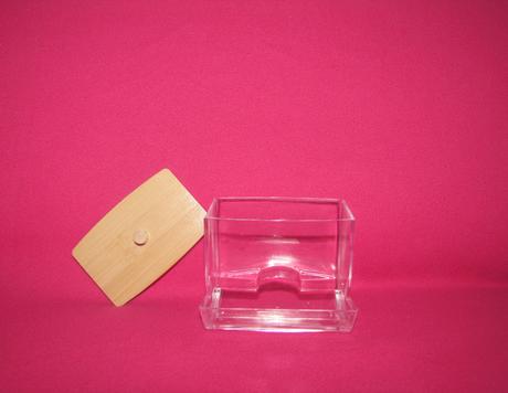 Nádoba na vatové tyčinky, 