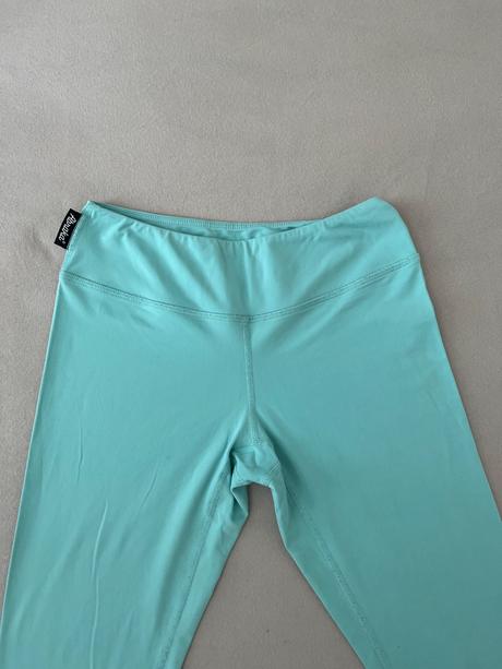 Leginy zn. abraka mentolovy vanok, s