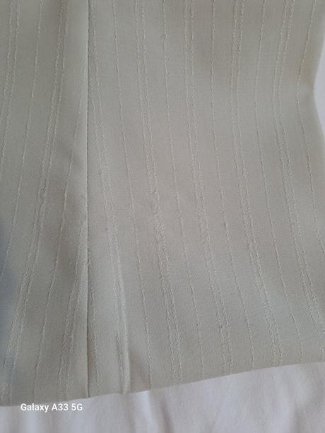 Zelenkastý nohavicový kostým č.cca 42/44, 42