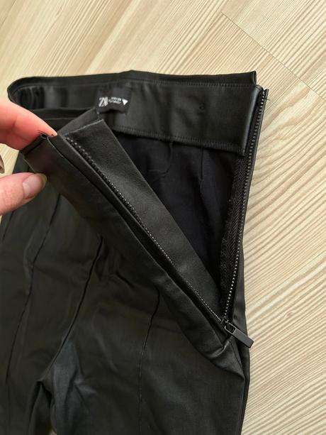 Koženkové nohavice, zara,xs