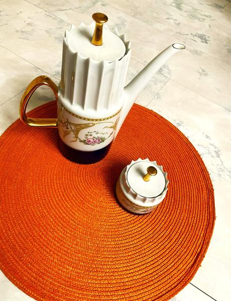 Porcelánová starožitná súprava,