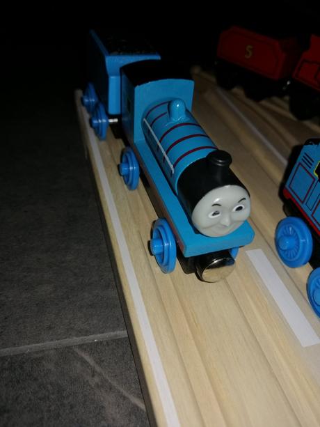 Drevený vláčik,, edward,,,