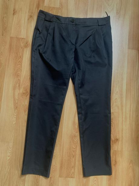 Nohavice, scarlett,44