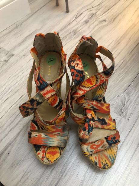 Letne topanky na platforme, 37