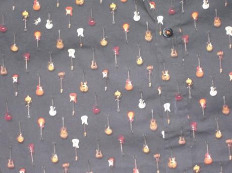 Košeľa s gitarami, l