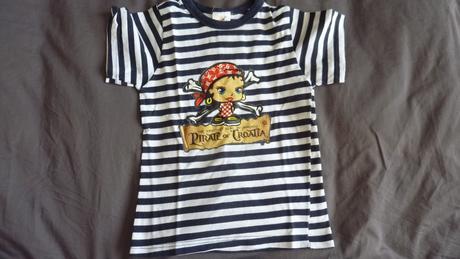 Námornícke tričko, 104