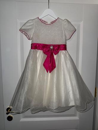 Slávnostné šaty, 140