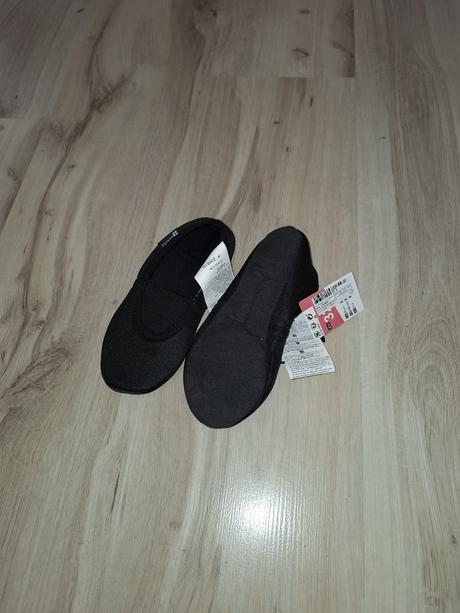 Tanečné cvičky, 32