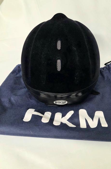 Jazdecká prilba hkm, hkm