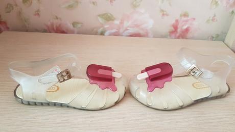 Dievčenské sandálky mini sed veľkosť 27, 27