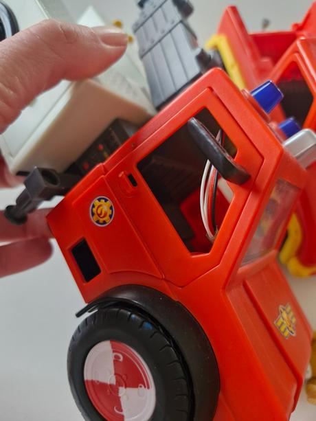 Autá požiarnik sam, 