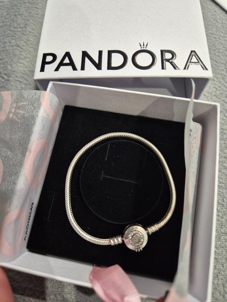 Pandora moments náramok, pandora