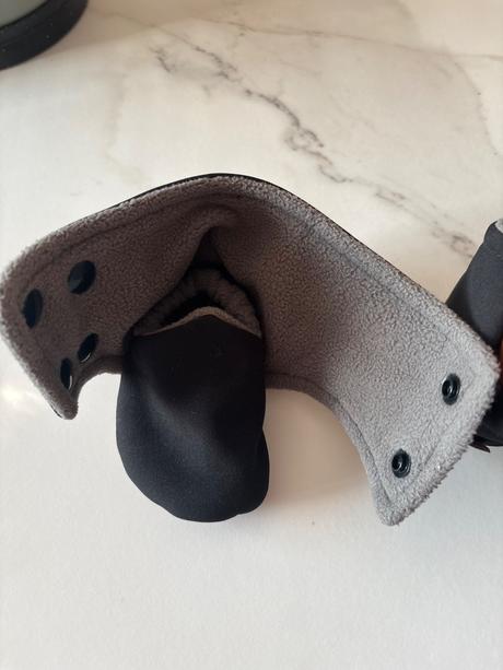 Rischino capacky softshellove, <17