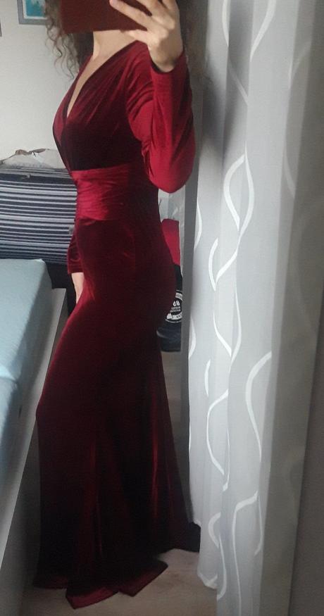 Večerné šaty nové, m