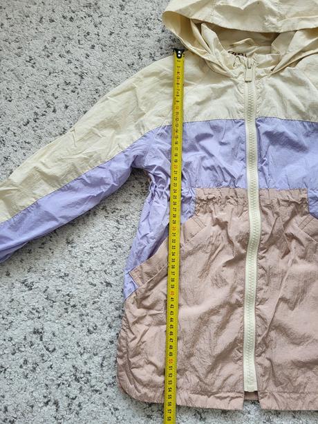 Prechodna tenšia vetrovka, zara,128