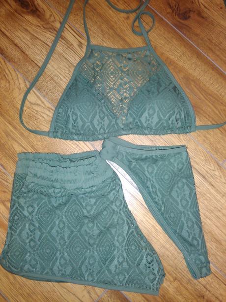 Plavkový trojkomplet, amisu,s