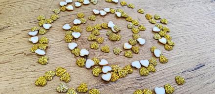 Ozdobné kamienky - srdiečka - drsné - strieborné -, 