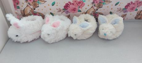 Capačky pre dvojičky, <50