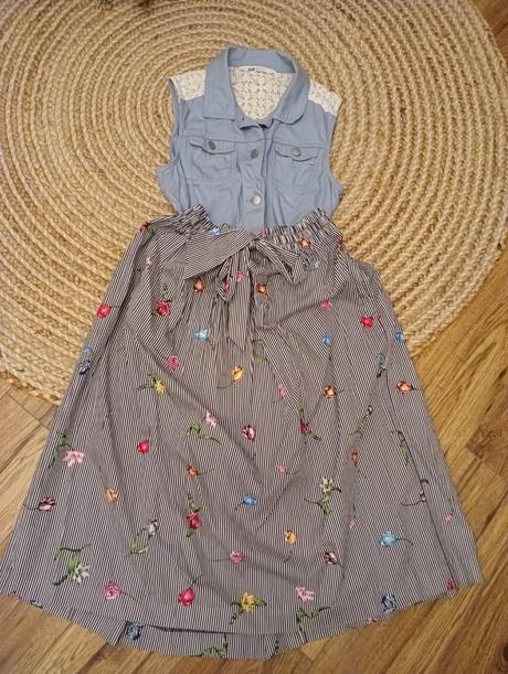 H&m komplet kvetovanopružkovaná sukňa s vestou, h&m,s