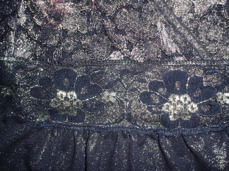 Čierno zlatý topík, s