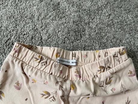 Reserved tepláky 92 kvietky, reserved,92