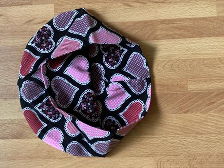 Čiapka so srdiečkami, 68 / 74