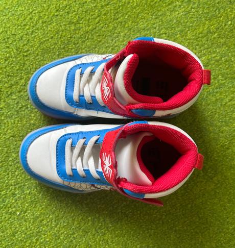 Blikajúce tenisky spiderman 25/26, primark,25