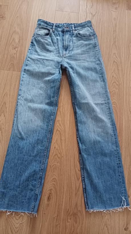 Perfektné štýlové rifle zara, zara,m