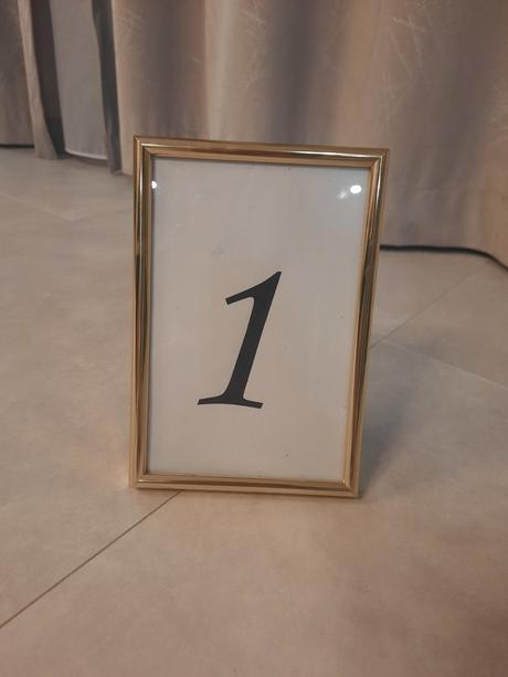 Rámiky na svadobný stôl, 