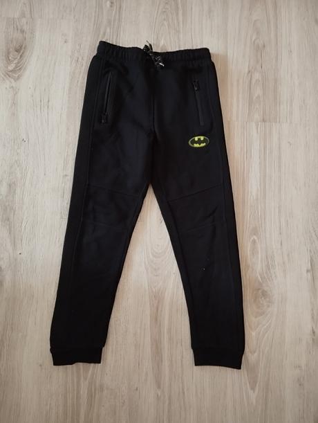 Tepláky batman, 128