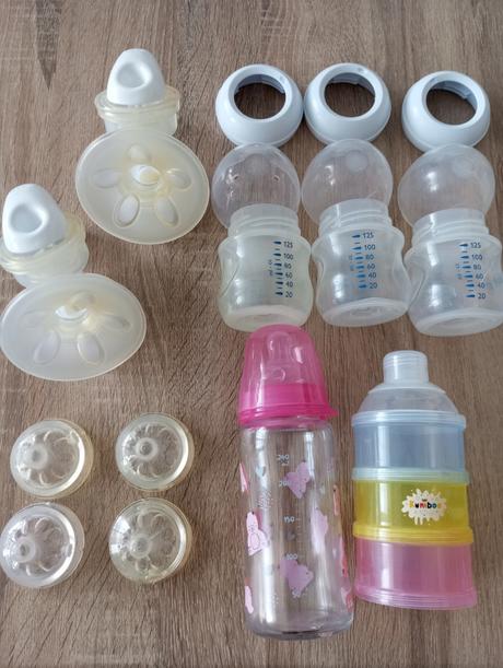 2x odsávačka mlieka s príslušenstvom, 