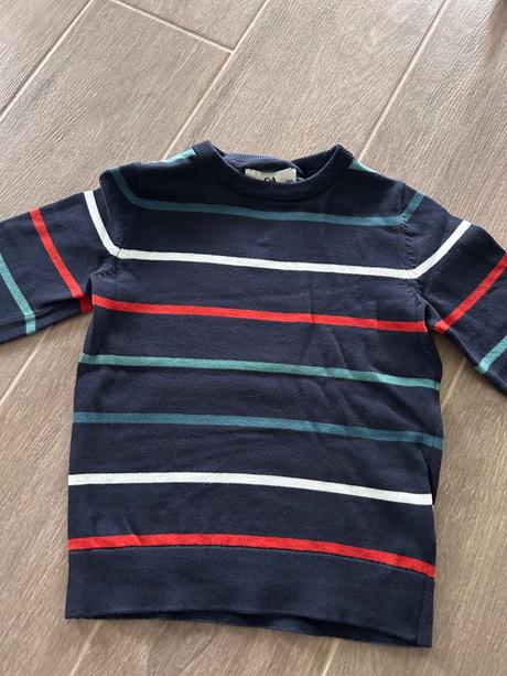 Svetriky/pulovriky pre chlapca, c&a,116