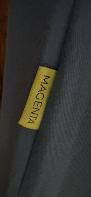 Modré midi šaty so vzorom na chrbte zn. magenta, m