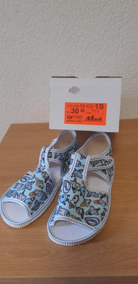 Manik papuče, manik,30