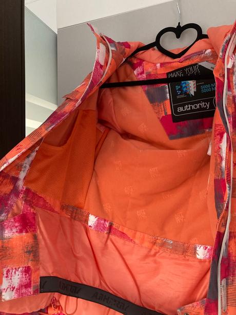 Zimná bunda, authority,xs