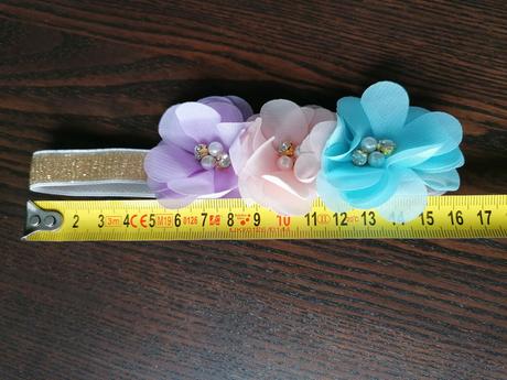 Komplet na 1. narodeniny, 80