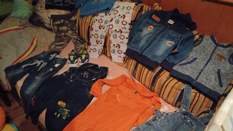 Mix oblečenia, 86–98