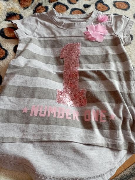 Predĺžené tričko, 110