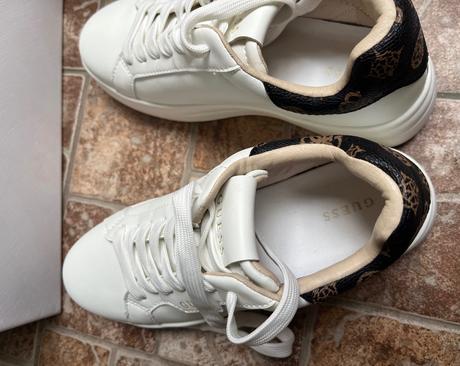 Nové kožené guess tenisky s balením, guess,36